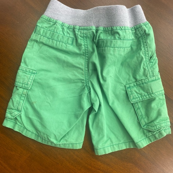 Gymboree shorts 2T - Picture 2 of 5